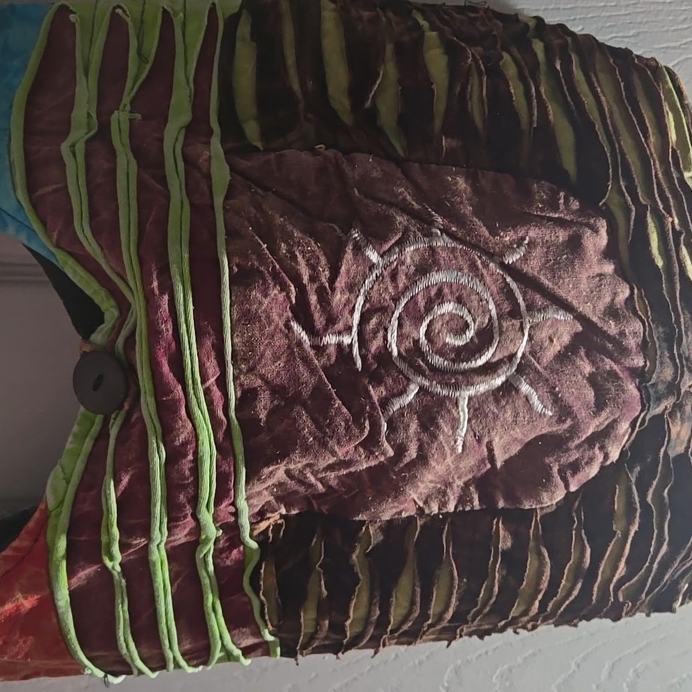 Multicolor Patchwork Shoulder Bag with Spiral Des… - image 4